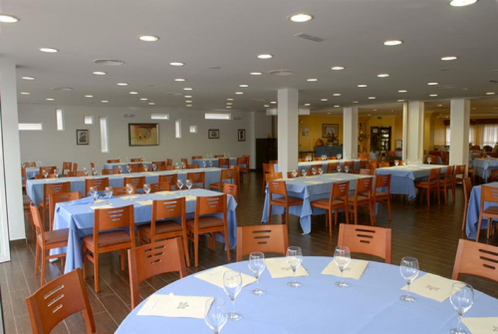 Hotel Itc Ciudad De Haro Buitenkant foto